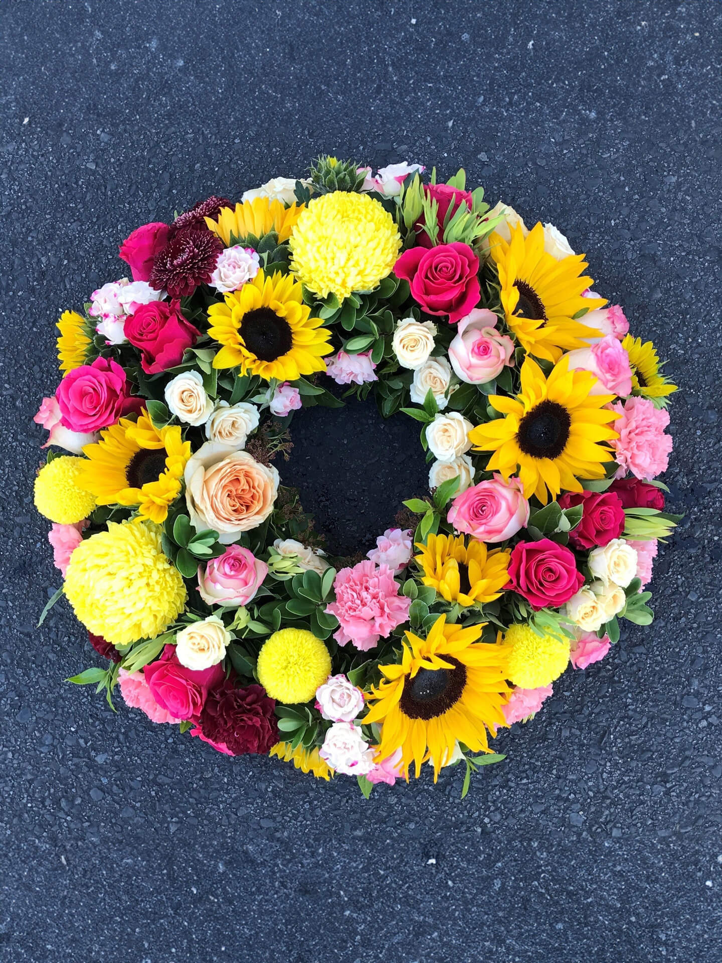 Round Sympathy Wreath